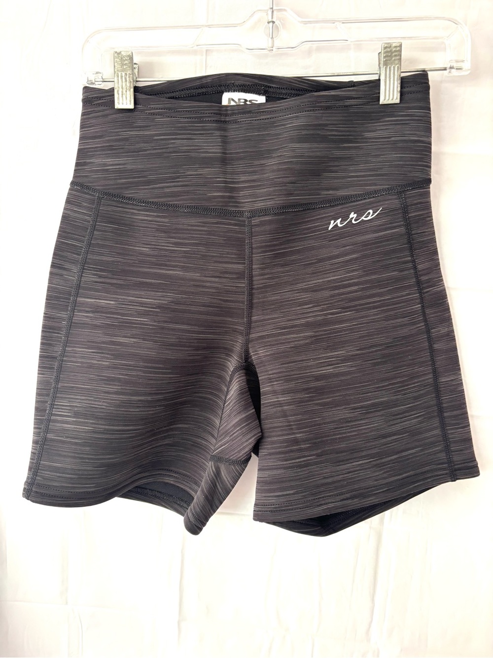 NWOT NRS Black Heathered Hydroskin 0.5 Shorts SZ L